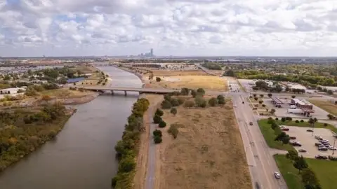 Commercial Land Along Riverfront