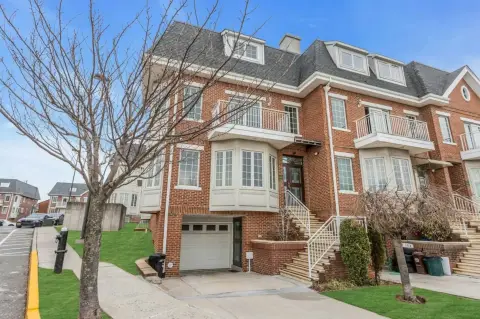 Waterfront Multi-Unit Home with Views