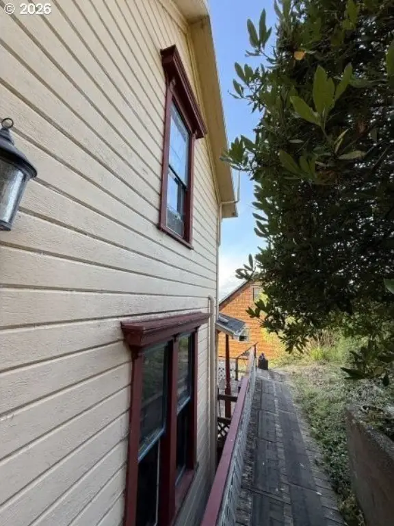 Picture 11
