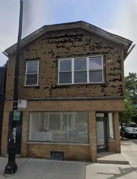 Neighborhood Storefront in Chicago