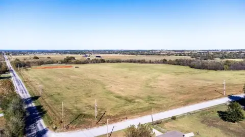 Residential Lot in Tuttle, OK