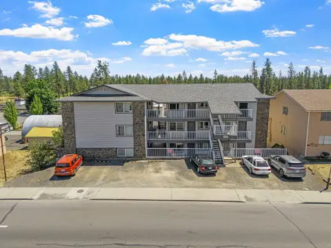 11-Unit Apartment Building
