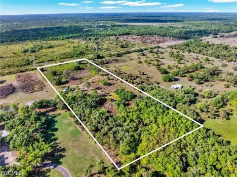 Alva, Florida 10-Acre Land