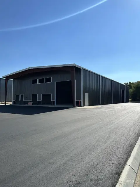 New Nampa Warehouse For Sale