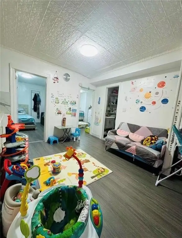 Picture 8