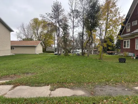 Residential Lot in New Rockford
