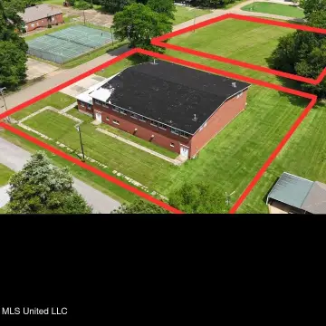 Redevelopment Opportunity in Flora, MS