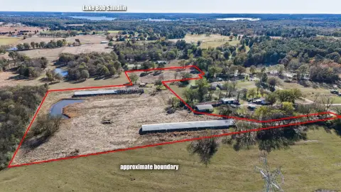 Mount Pleasant Acreage with Hay Shed