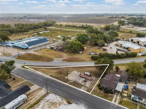 Commercial Lot in West, Texas