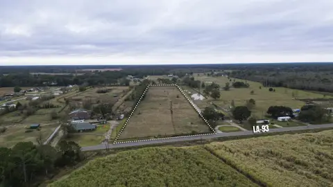 9.25 Acres in Sunset, LA