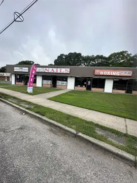 Three-Unit Retail Strip