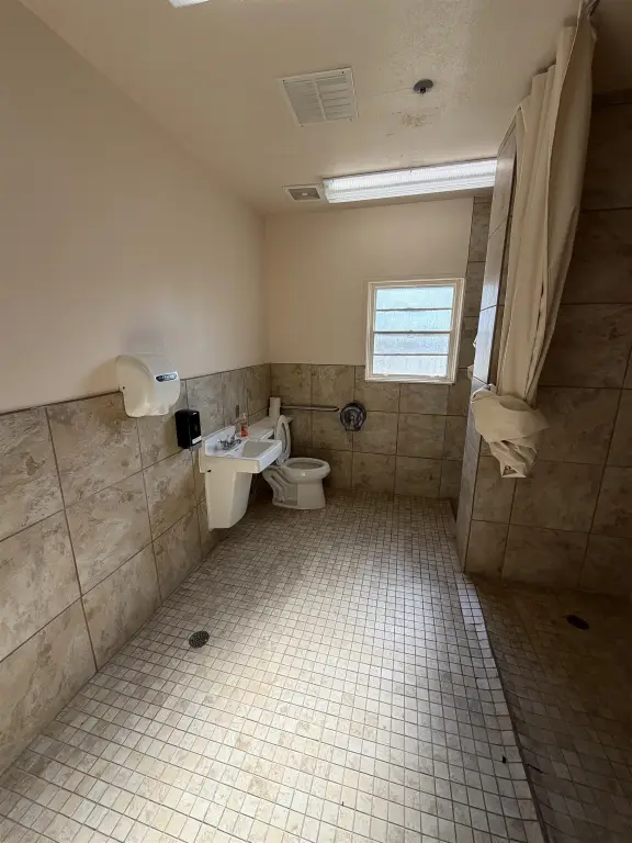 Picture 19