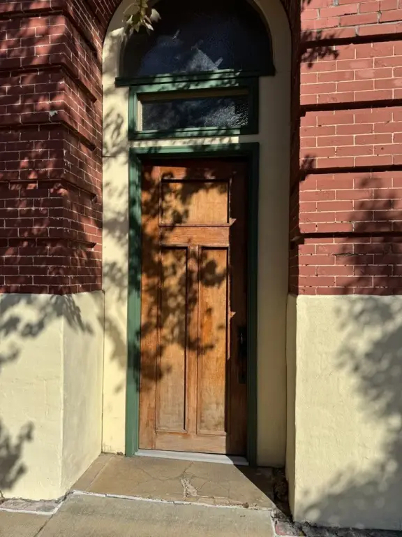 Picture 5