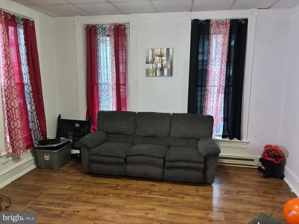 Picture 19
