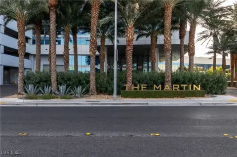 Las Vegas High-Rise Condominium