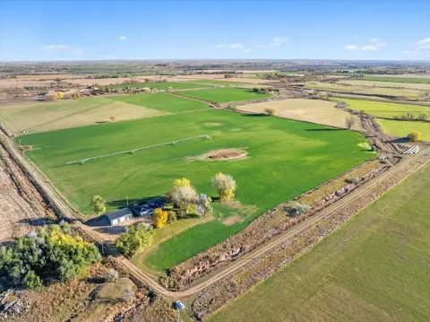 Vale Farm with New Shop