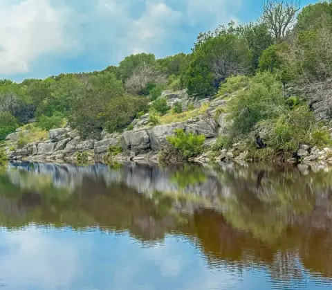 Crown Ranch with Creek Frontage