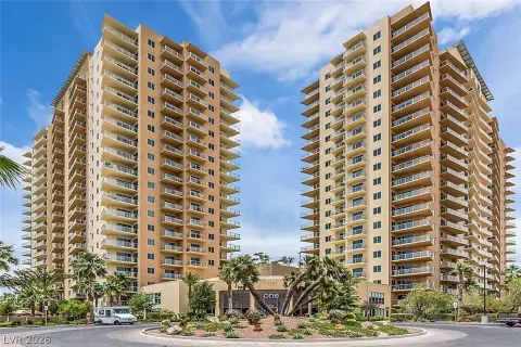 Las Vegas High-Rise Living