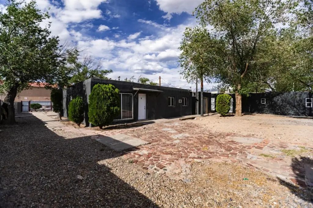 Picture 9