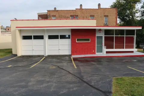 Historic Freestanding Building in Woodstock