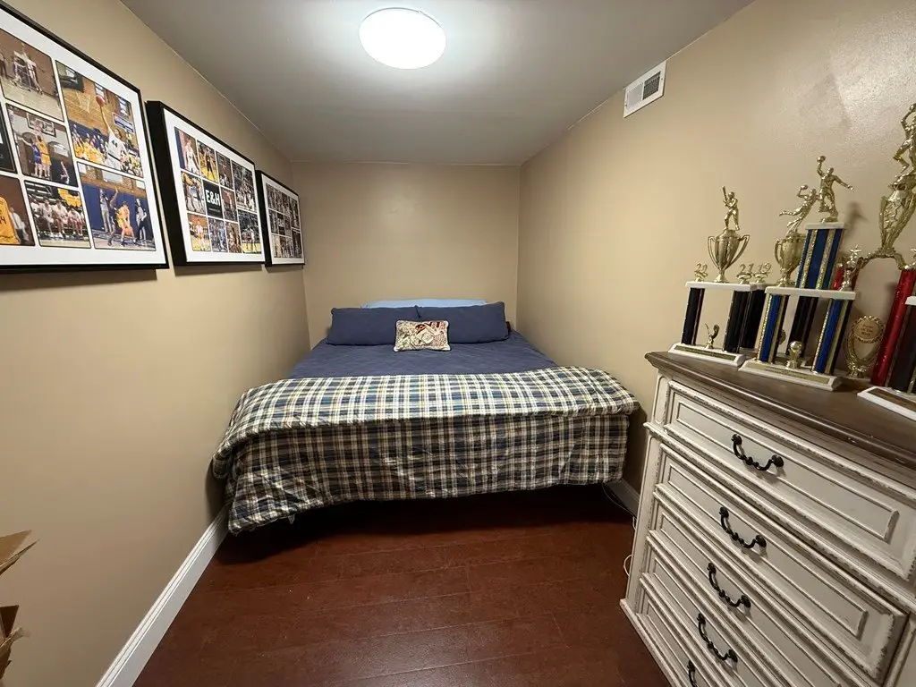 Picture 23