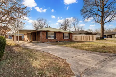 All Brick Duplex in Springfield