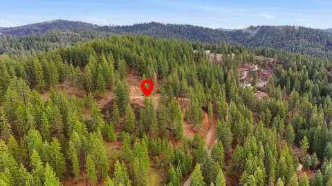 Scenic Land with Mountain Views