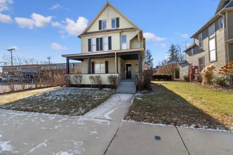 Valparaiso Duplex Near University