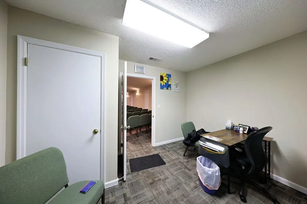 Picture 18
