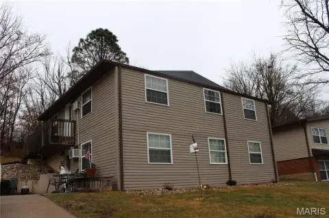 Hannibal Duplex with Income Potential