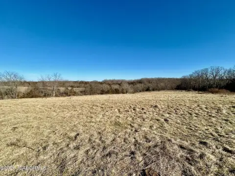 Land with Water Connection