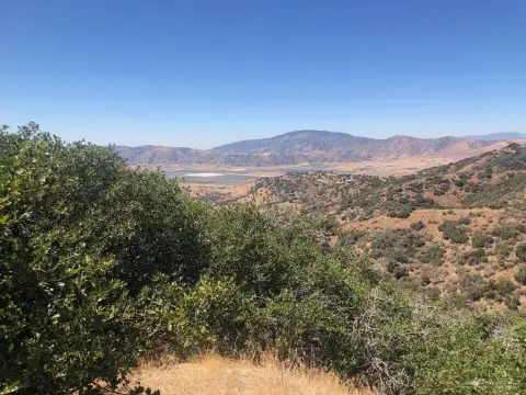 Tehachapi Land with Views