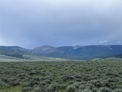 20-Acre Parcel in Big Hole