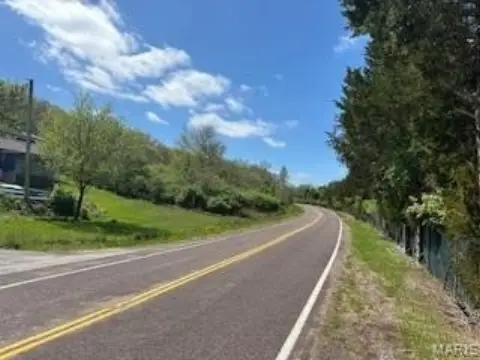 Residential Land in Arnold, MO