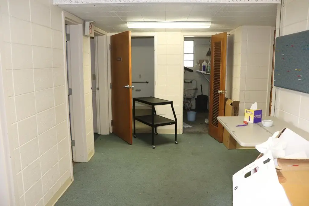 Picture 36