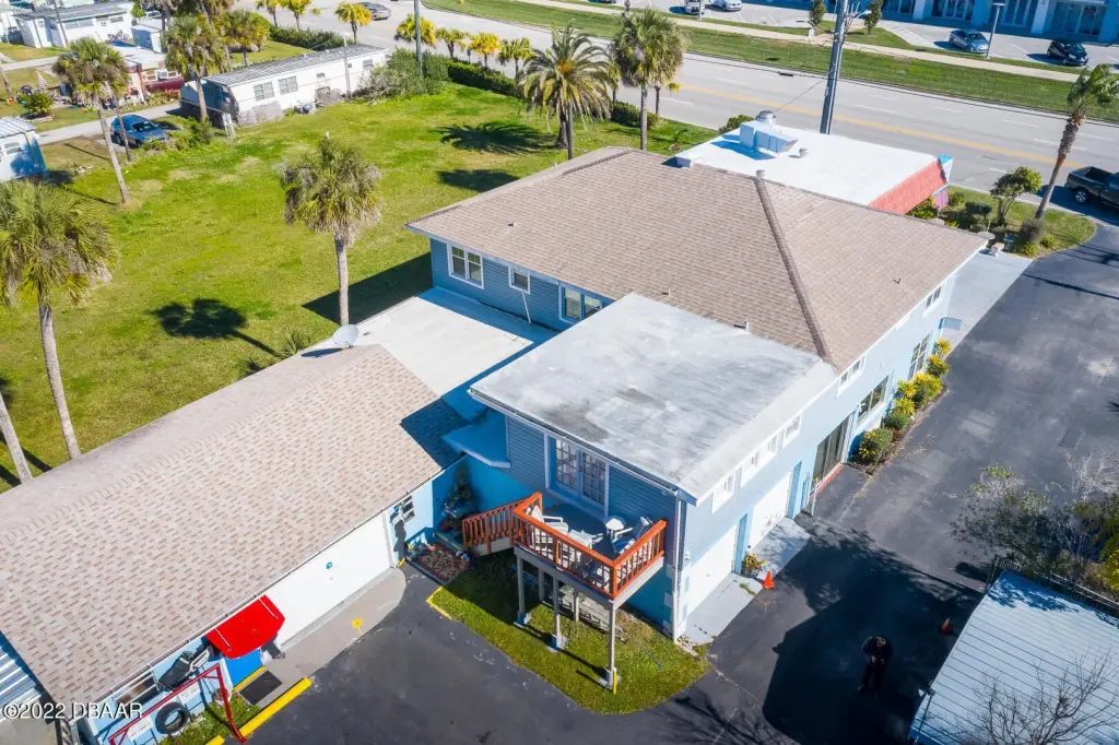218 Riverside Drive, Holly Hill, FL, 32117 - Mixed-use property for ...