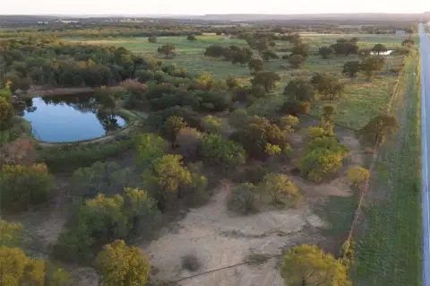 Land on I-20, Gordon, TX