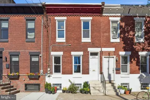 2-Unit Duplex with Patio