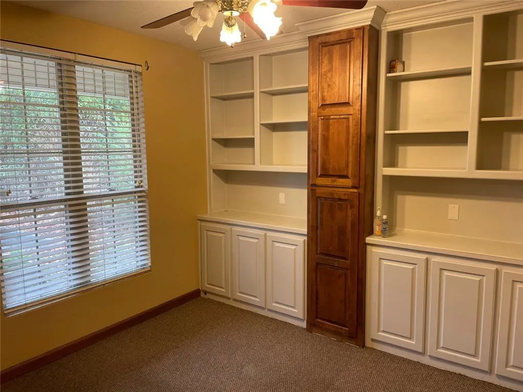 Picture 10