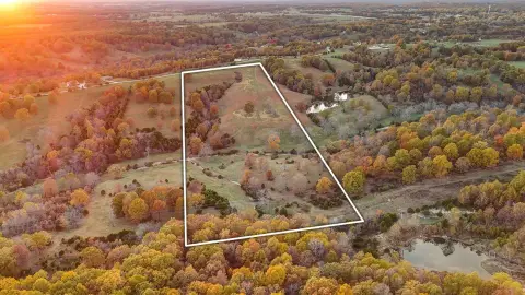 Fordland Acreage with Wet Creek