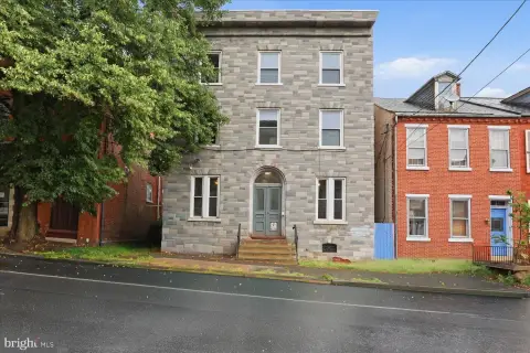 11-Unit Apartment Building
