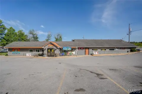 Alton Bar and Grill For Sale