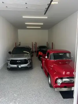 New Garage Condominium