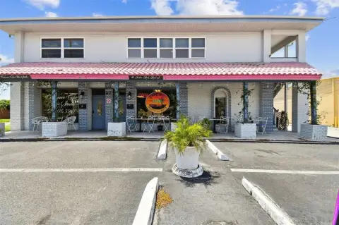 Mixed-Use Property in Bellair Bluffs