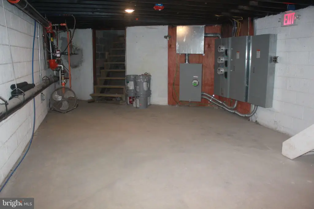 Picture 9