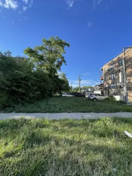 Vacant Lot in Austin Neighborhood