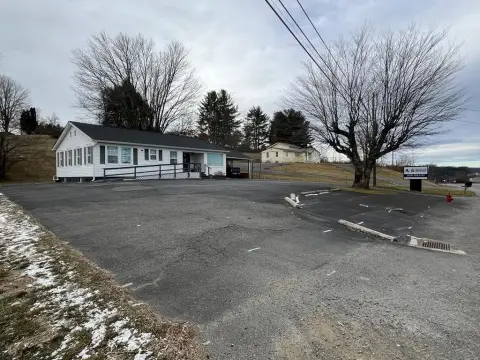 Hillsville Office Building on Highway
