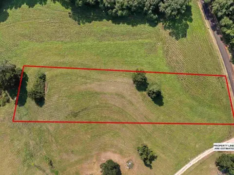 Two Acres in Ore City