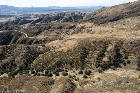 Expansive Land Near Soboba Reservation