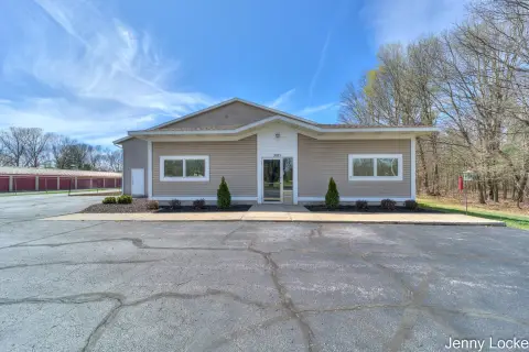 Flex Building with Fenced Storage Yard